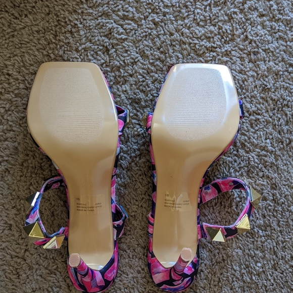 Cape Robbin Juno heels - Picture 5 of 7